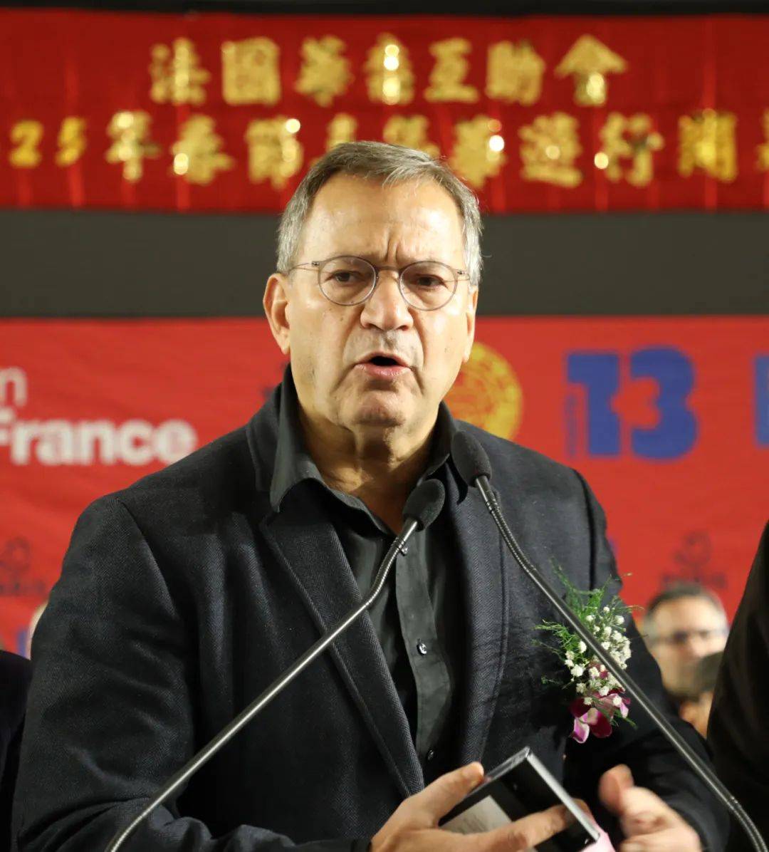 法国球员在疫情期间捐款支持社区的简单介绍